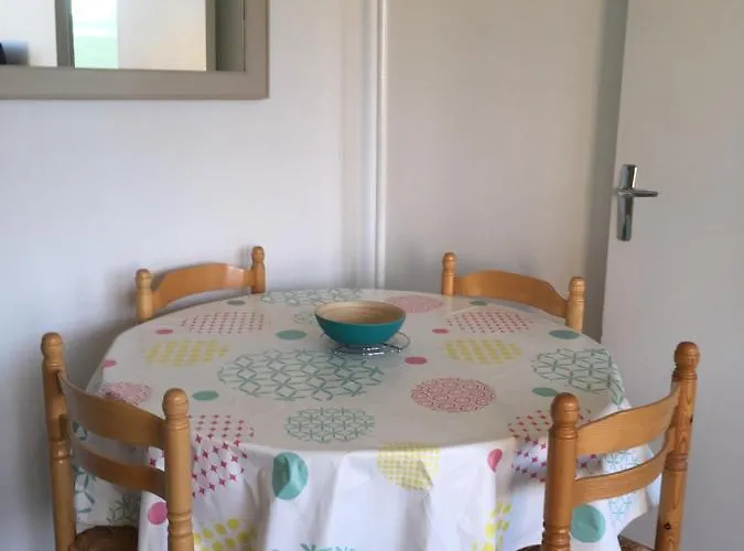 Apartment Cabourg, T2 Parfait Pour Vous ! Proche Et Centre-ville, 2 A 4 Pers. Cabourg